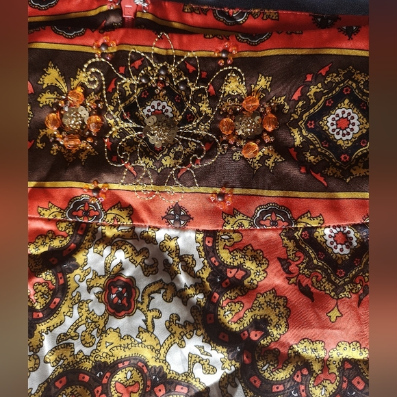 Marciano 100% silk skirt. Size 4 - Picture 3 of 9